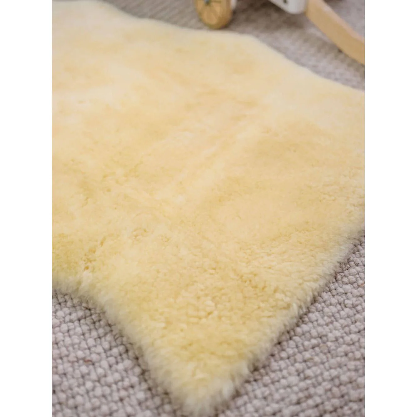 Babyrest Natural Lambskin Rug - Image 5