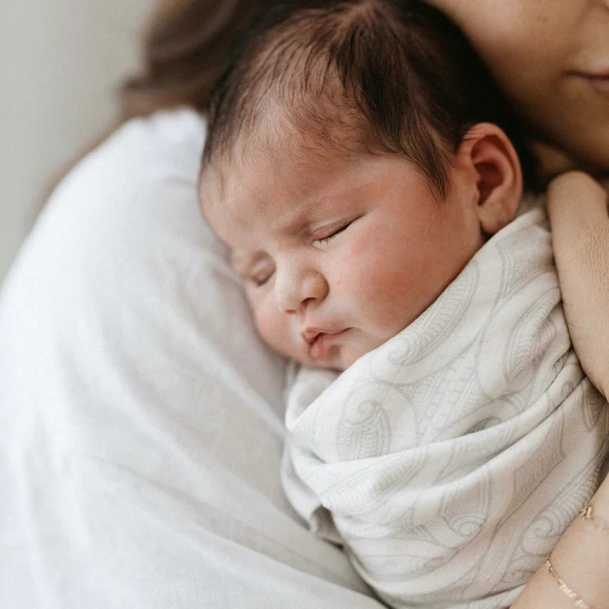 BO & KO Baby Te Pātiki Pēpi Wrap - Image 8