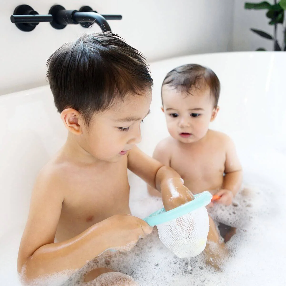 Boon Water Bugs Floating Bath Toy - Image 3