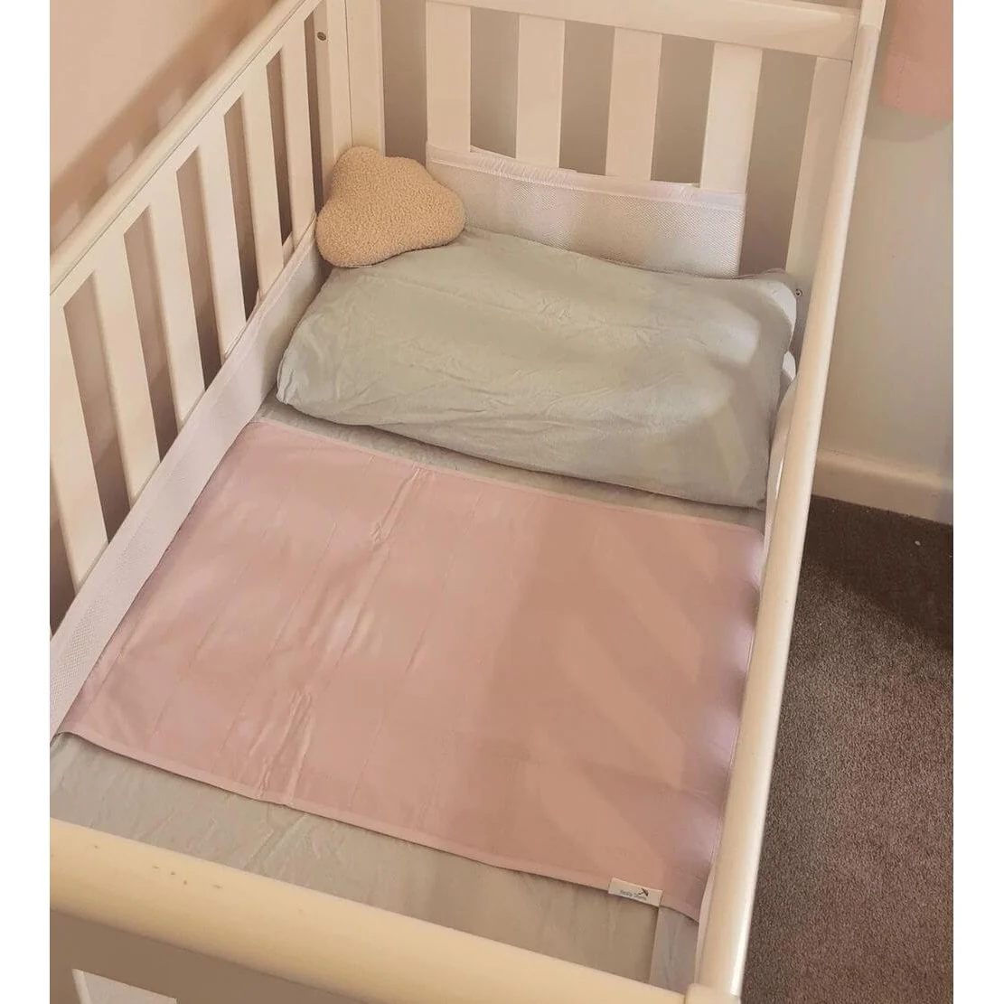 Brolly Sheets Cot Pad with Wings - Image 3