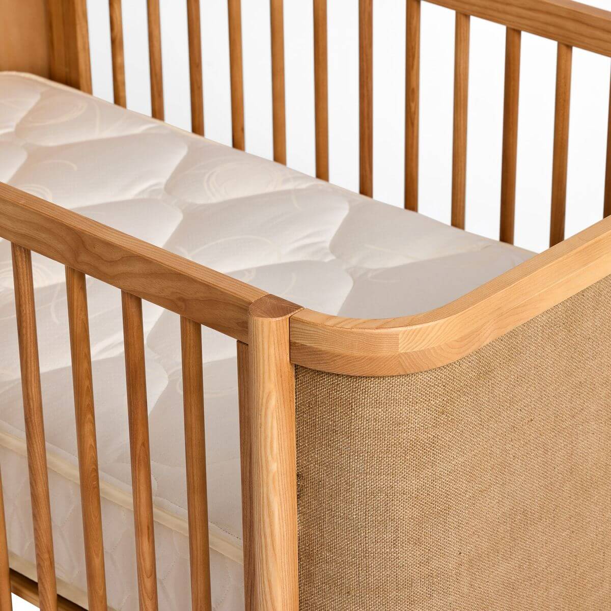 Cariboo Indi Cot + DuoCore Mattress Bundle - Image 2