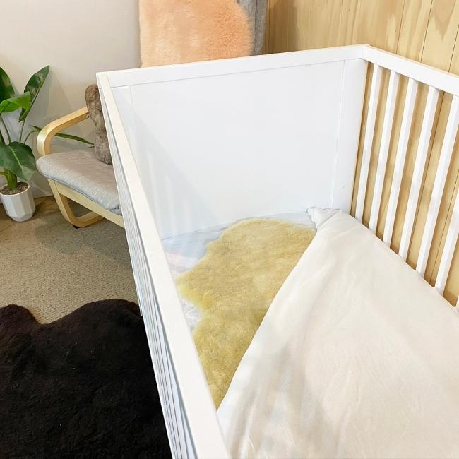 Classic New Zealand Sleep Short Wool Sheepskin Baby Rug - Image 3