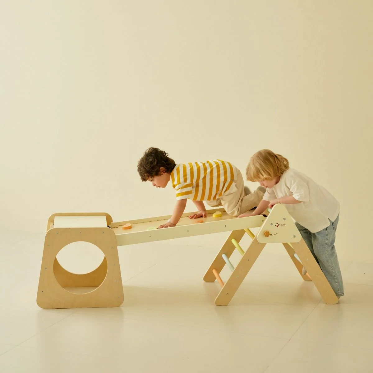 Classic World Small Climbing Gym Set - Image 3
