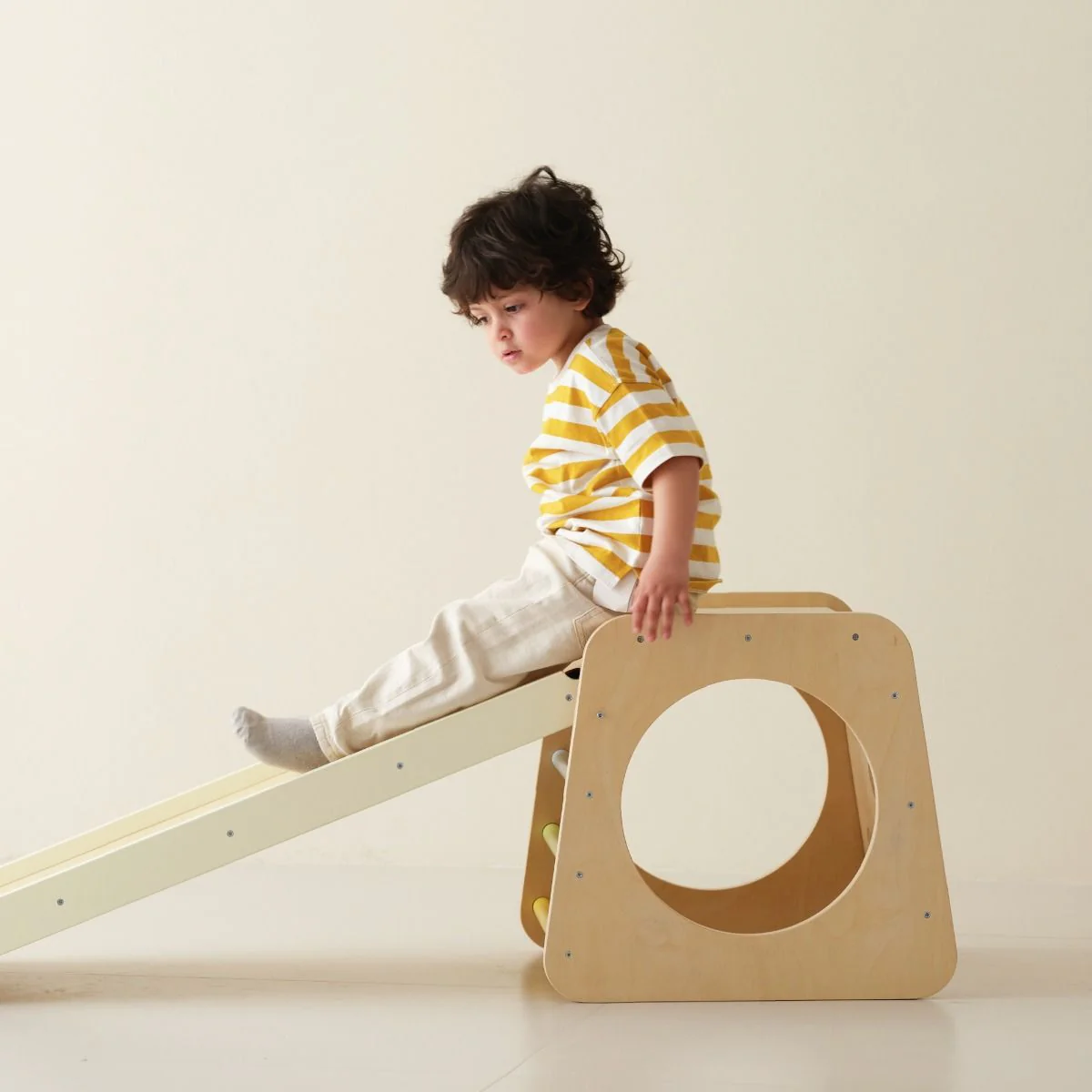 Classic World Small Climbing Gym Set - Image 5