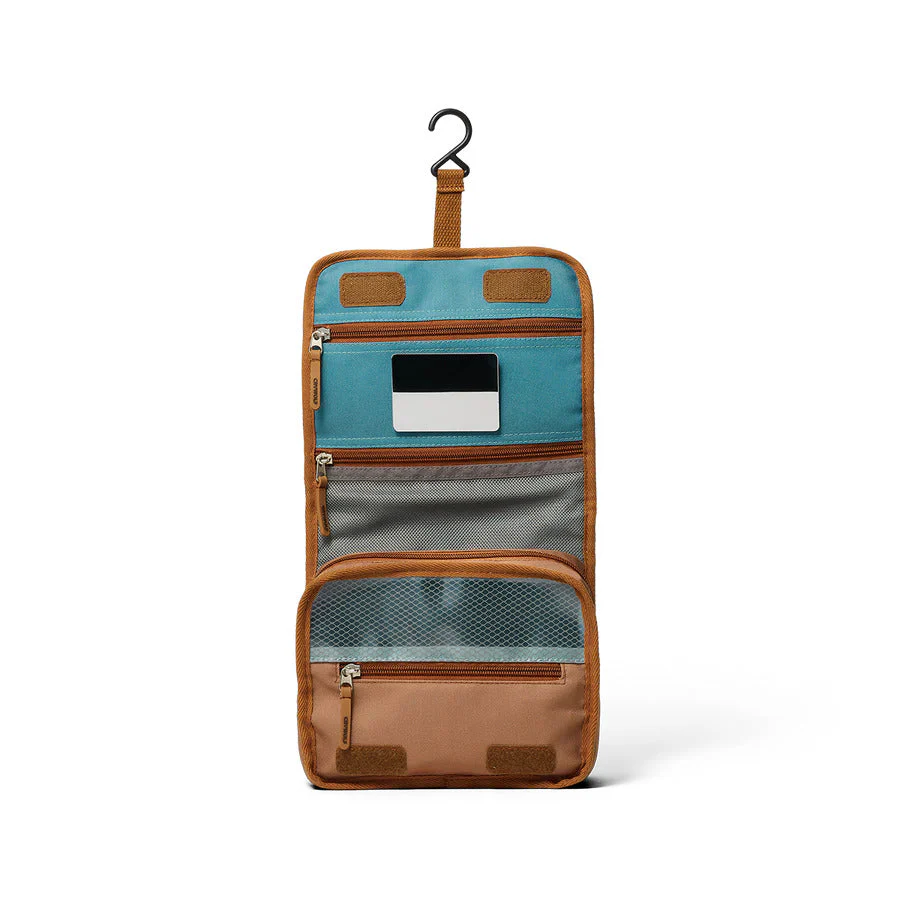 Crywolf Hanging Toiletry Bag - Image 2
