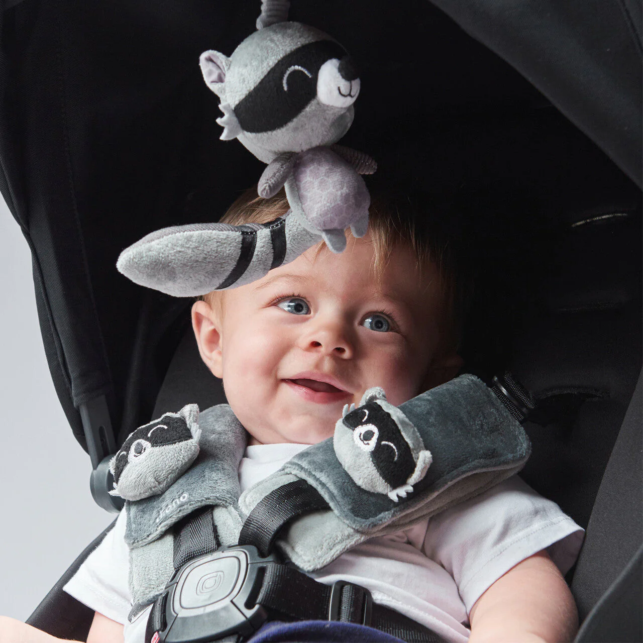 Diono Harness Soft Wraps & Toy - Image 8