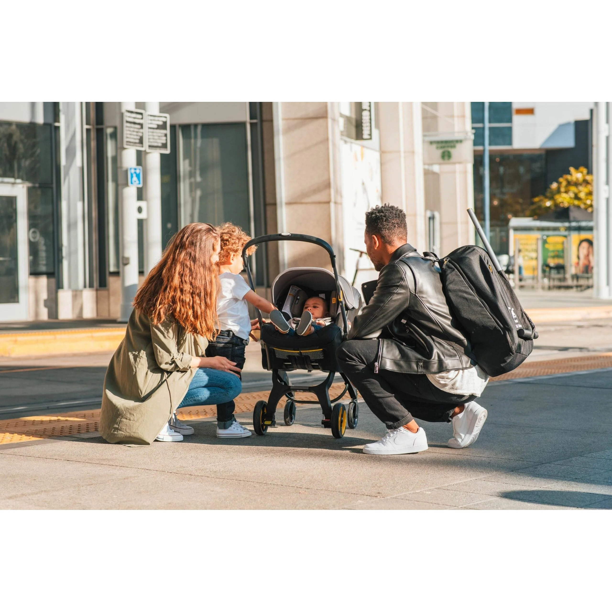 Doona Infant Car Seat and Base - Image 4