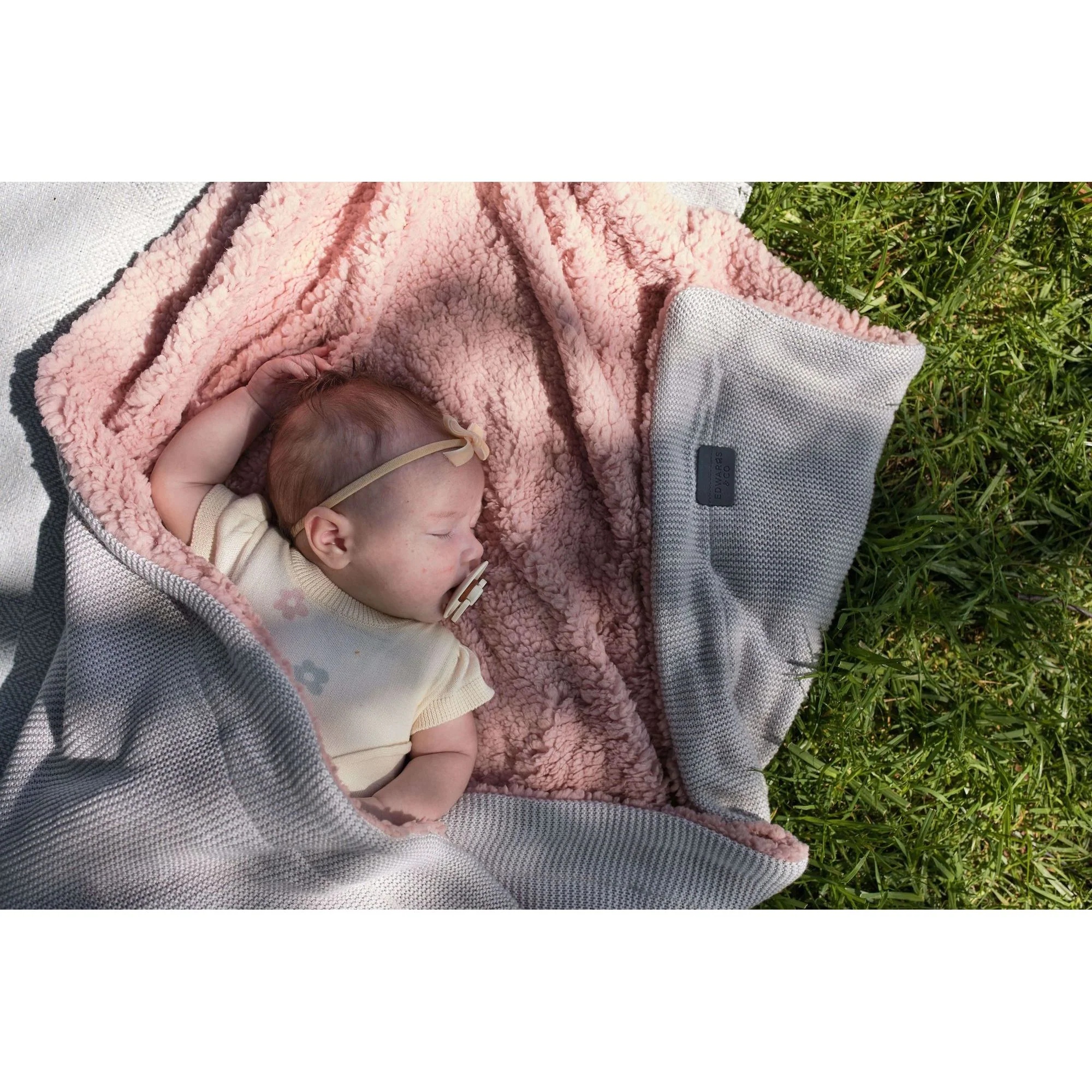 Edwards & Co Sherpa Fleece Stroller Blanket - Image 5