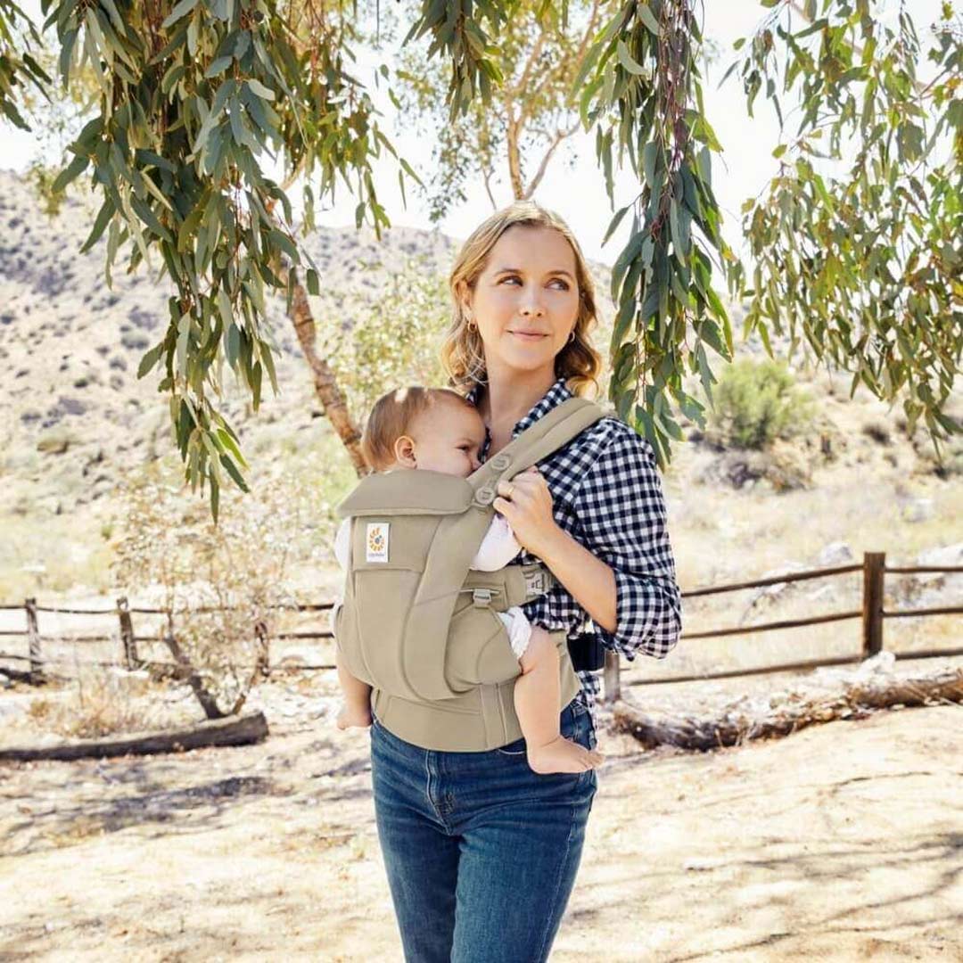 Ergobaby Embrace Newborn Carrier - Image 12