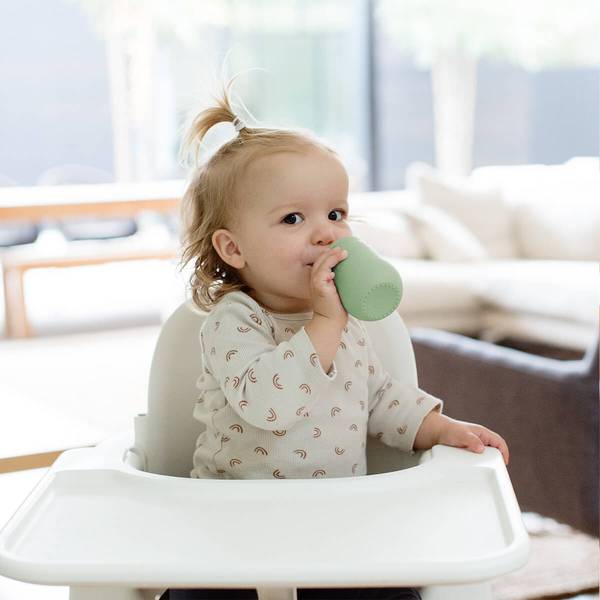 EZPZ Mini Cup + Straw Training System - Image 10