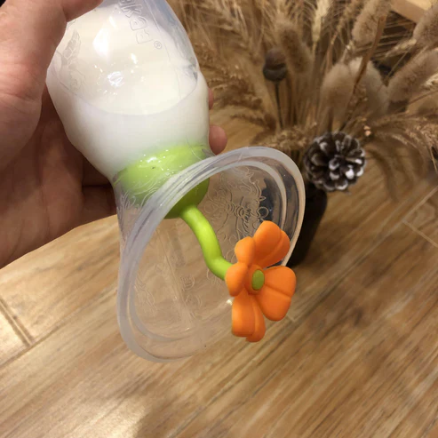 Haakaa Silicone Breast Pump Flower Stopper - Image 8