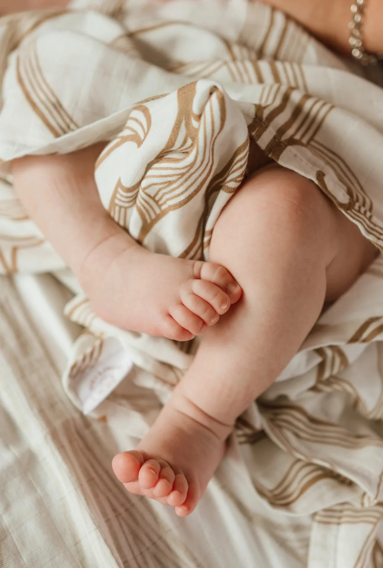 Hiwa Awa Co Āhuru Swaddle - Image 9