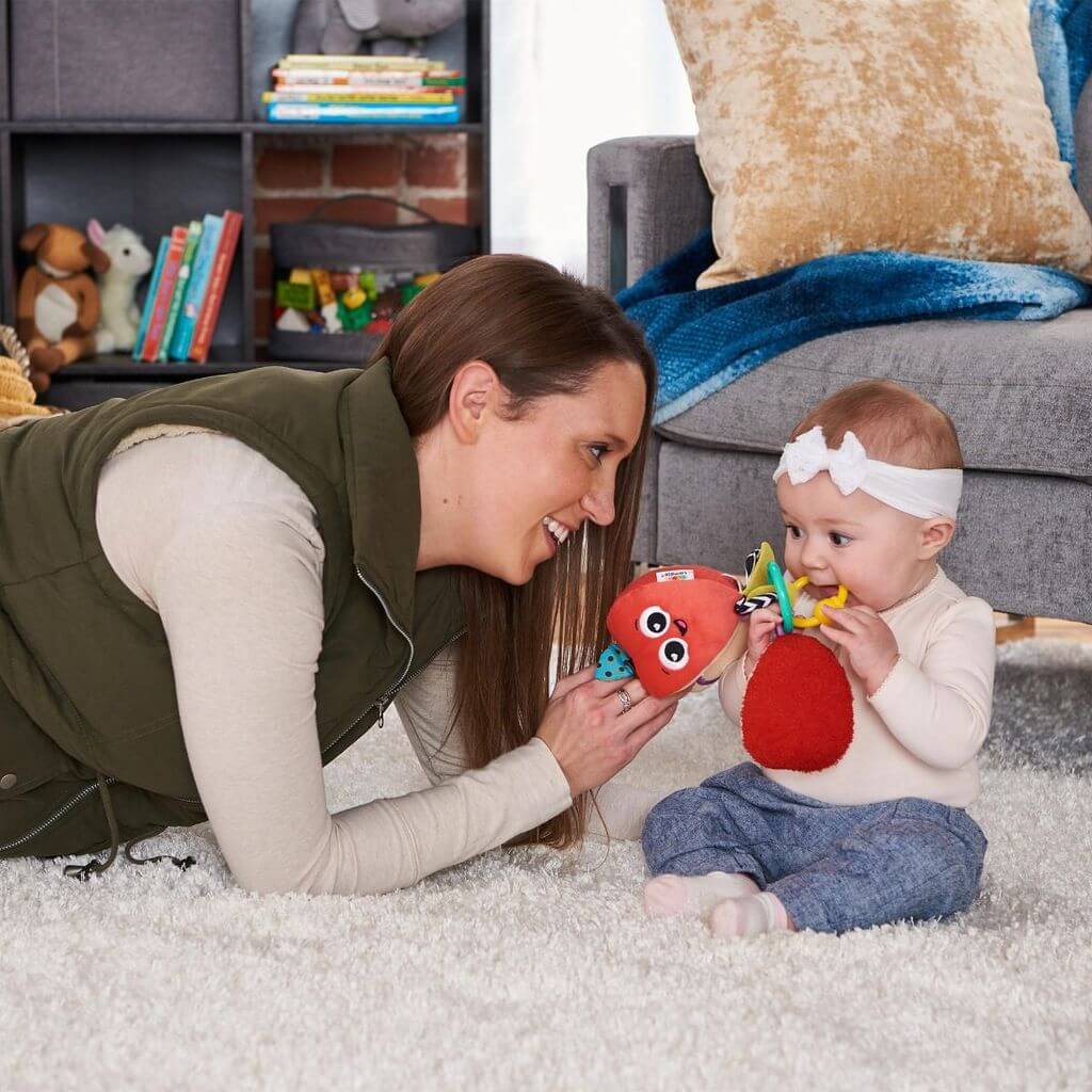 Lamaze Archer the Apple Clip & Go - Image 7