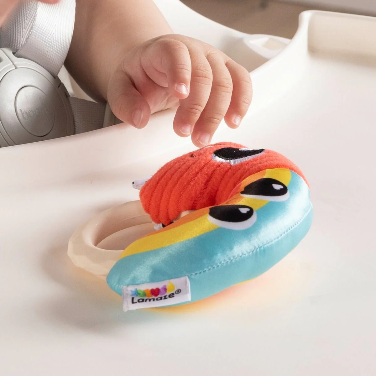 Lamaze Besties Rattle - Image 2