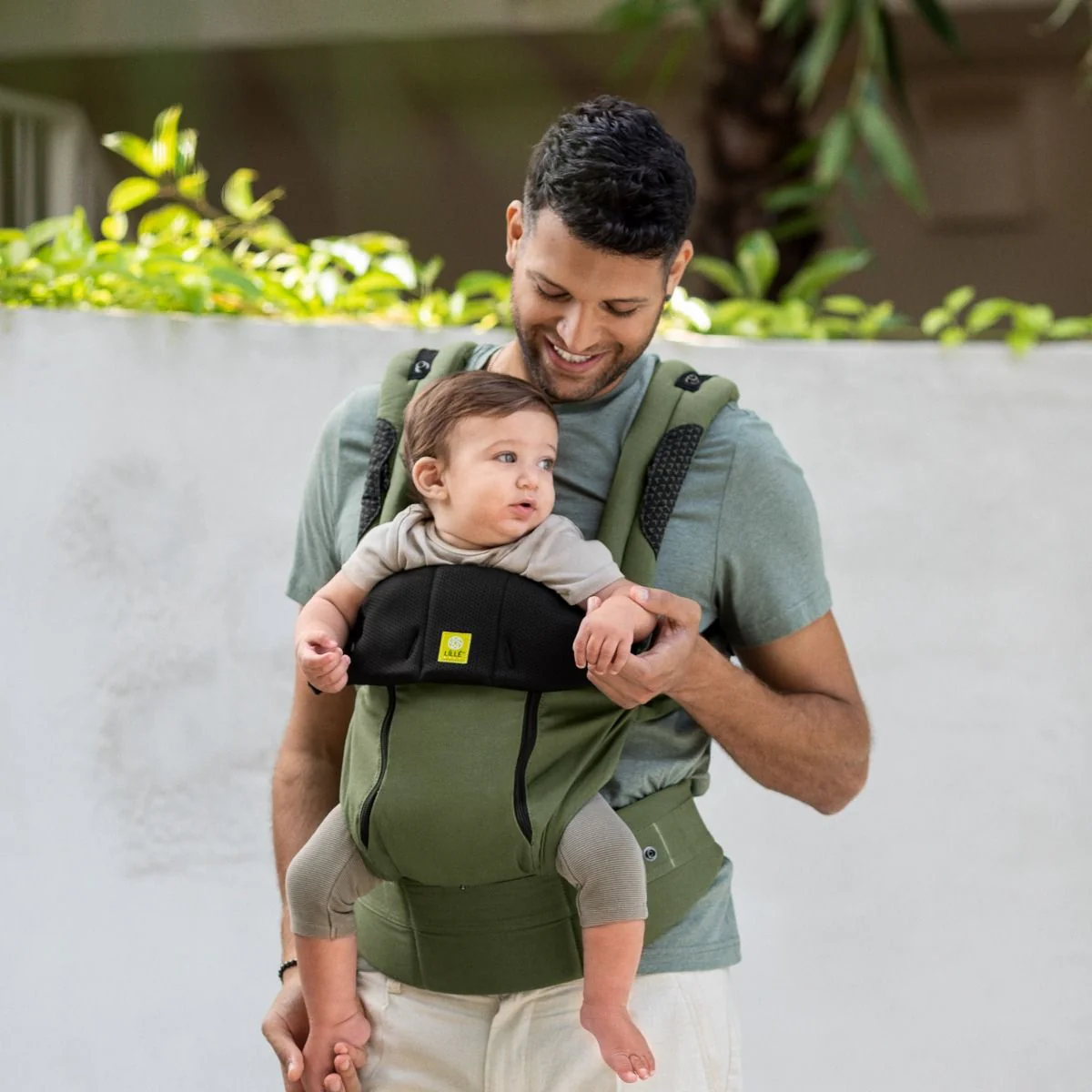 Lillebaby Complete All Seasons Baby Carrier - Image 8