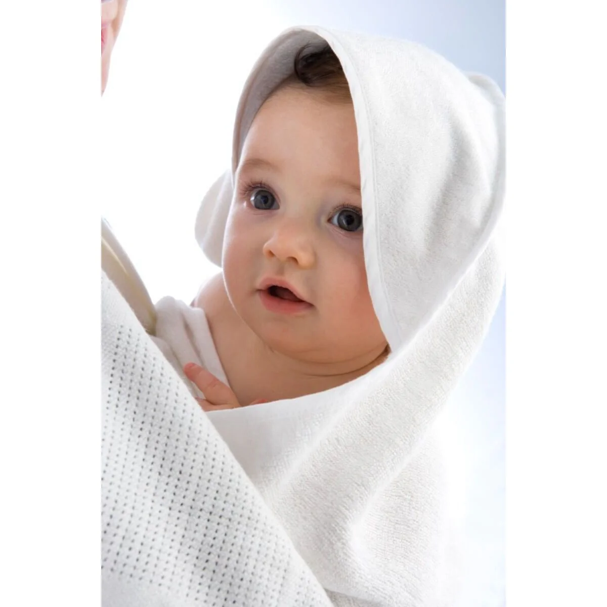 Little Bamboo Hooded Towel - Image 10