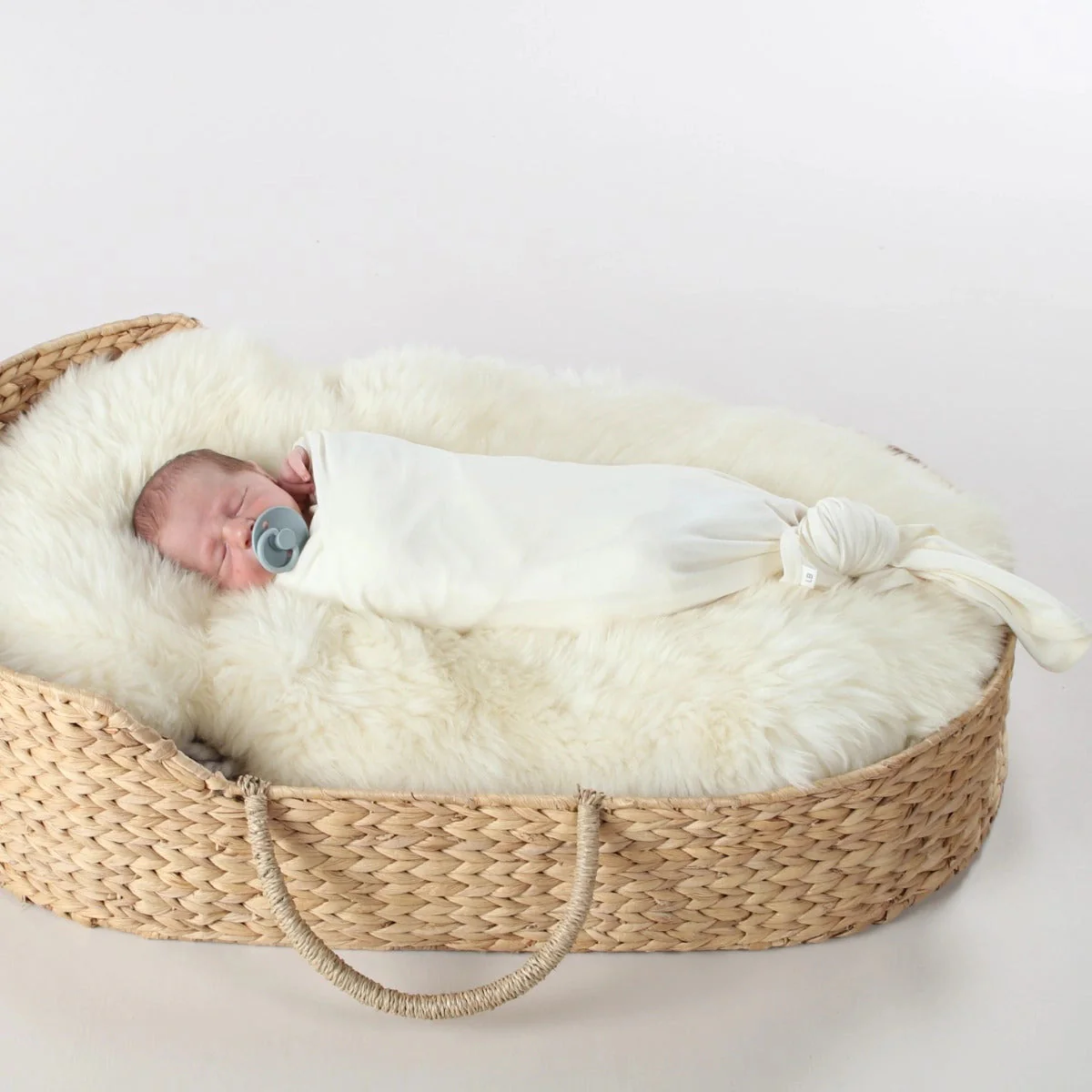 Little Bee Merino XL Baby Wrap - Image 3