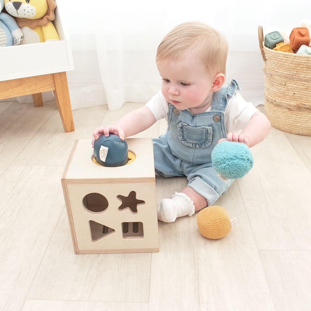 Living Textiles Playground 4-in-1 Sensory Cube - Image 8