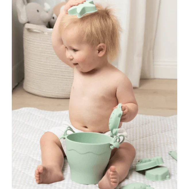 Living Textiles Playground 8pc Bucket & Spade Set - Image 8