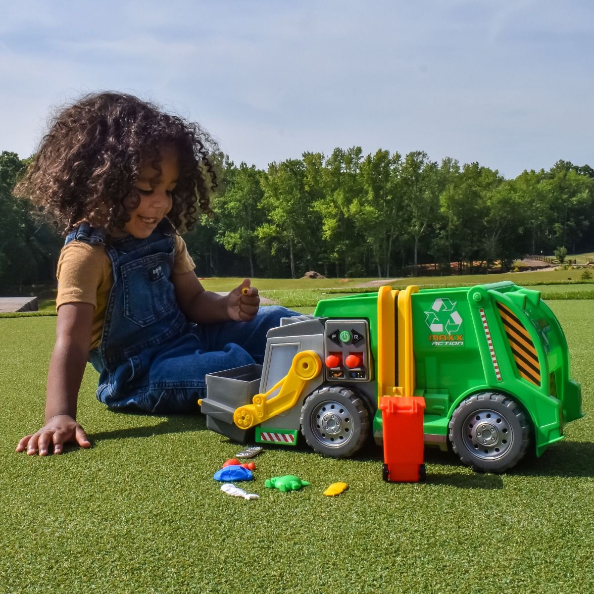 Maxx Action 3 in 1 Recycled Truck - Lights & Sounds - Image 2