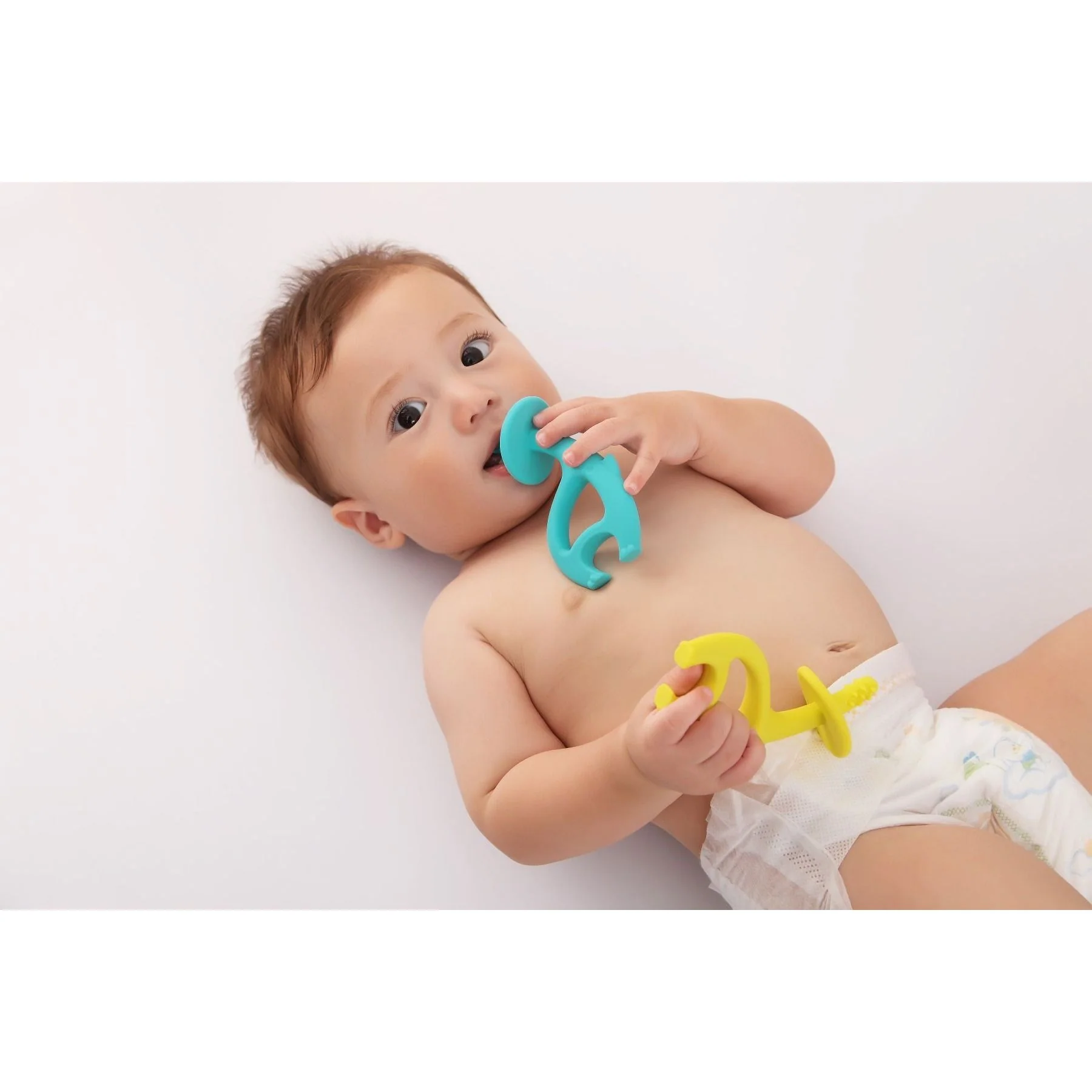 Mombella Dancing Elephant Teether - Image 4