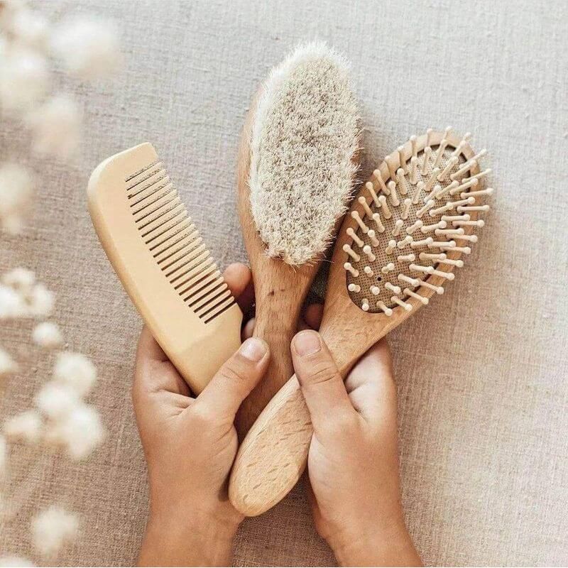 nil. Baby Brush Set