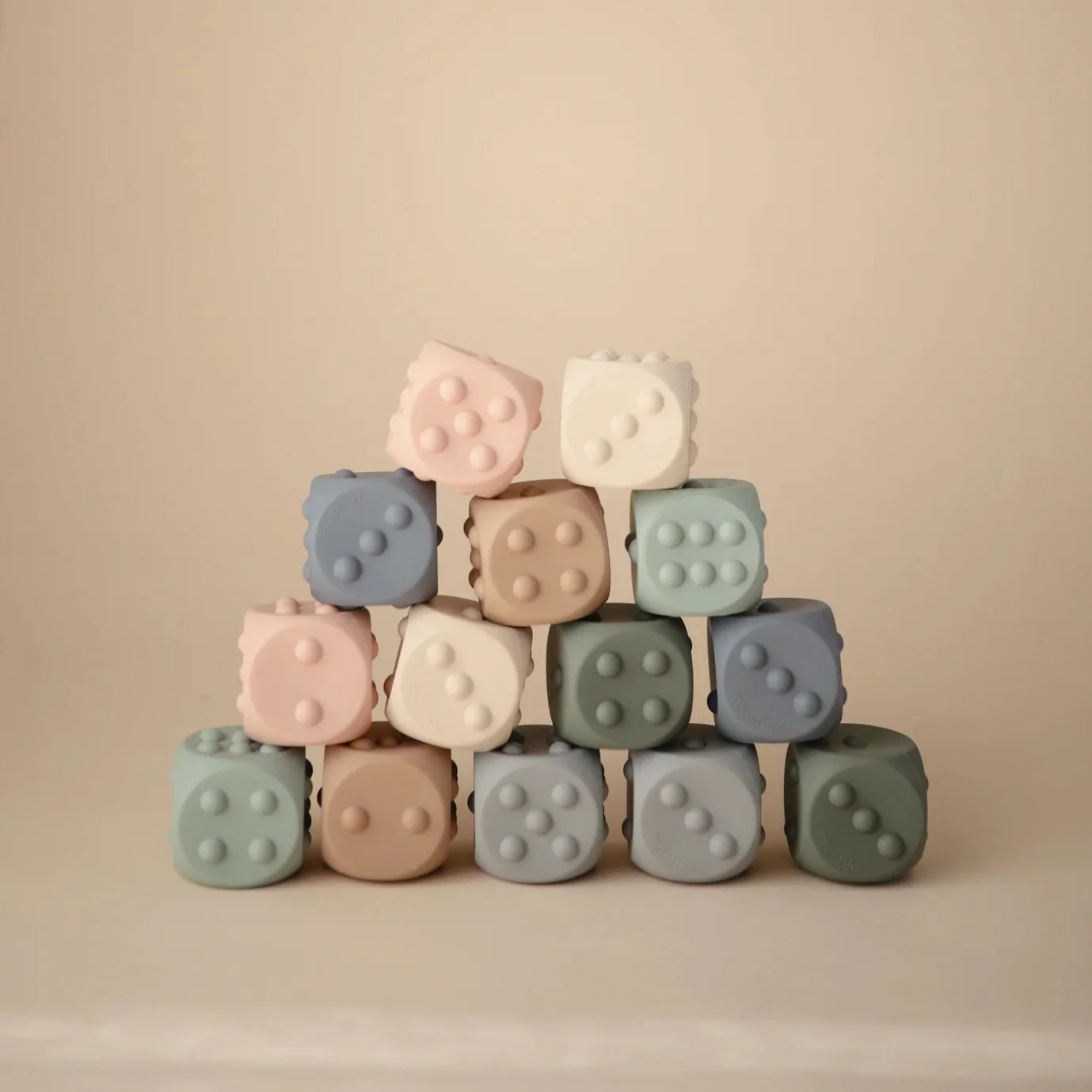 Mushie Dice Press Toy 2pk