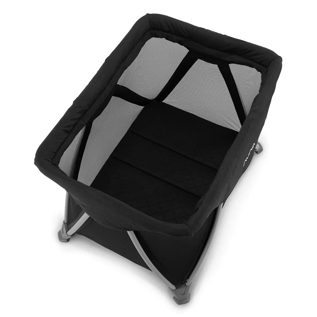 Nuna SENA Aire with Zipper Bassinet - Image 3