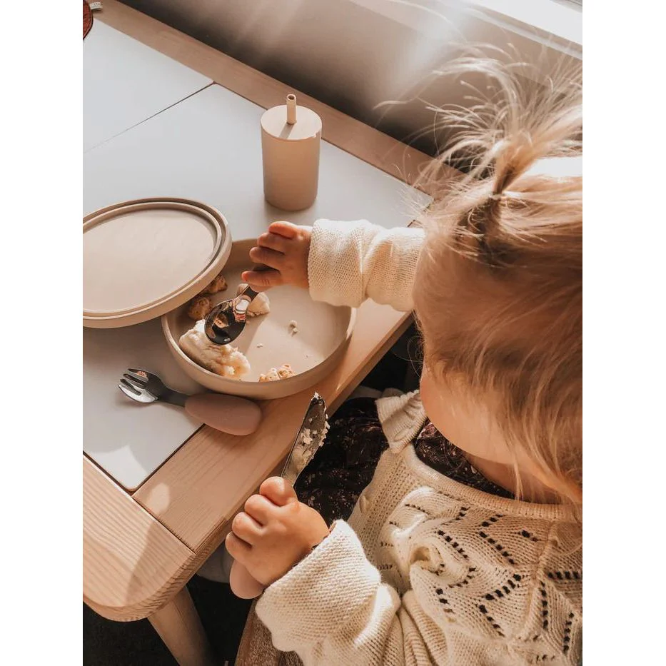 Petite Eats Silicone Plate with Lid - Image 10