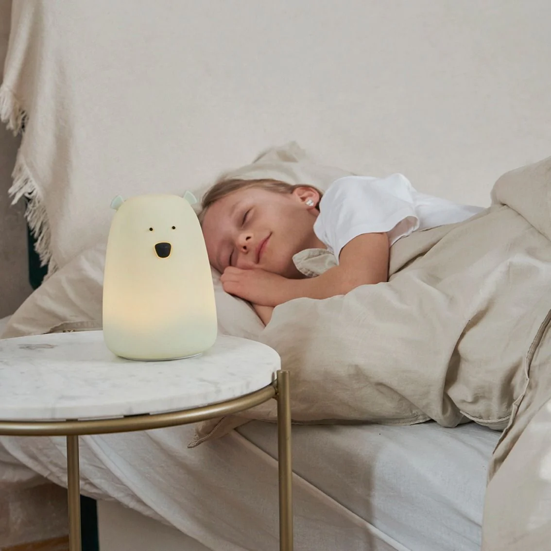 Rabbit & Friends Big Bear Silicone Night Light with Remote Control - Image 9