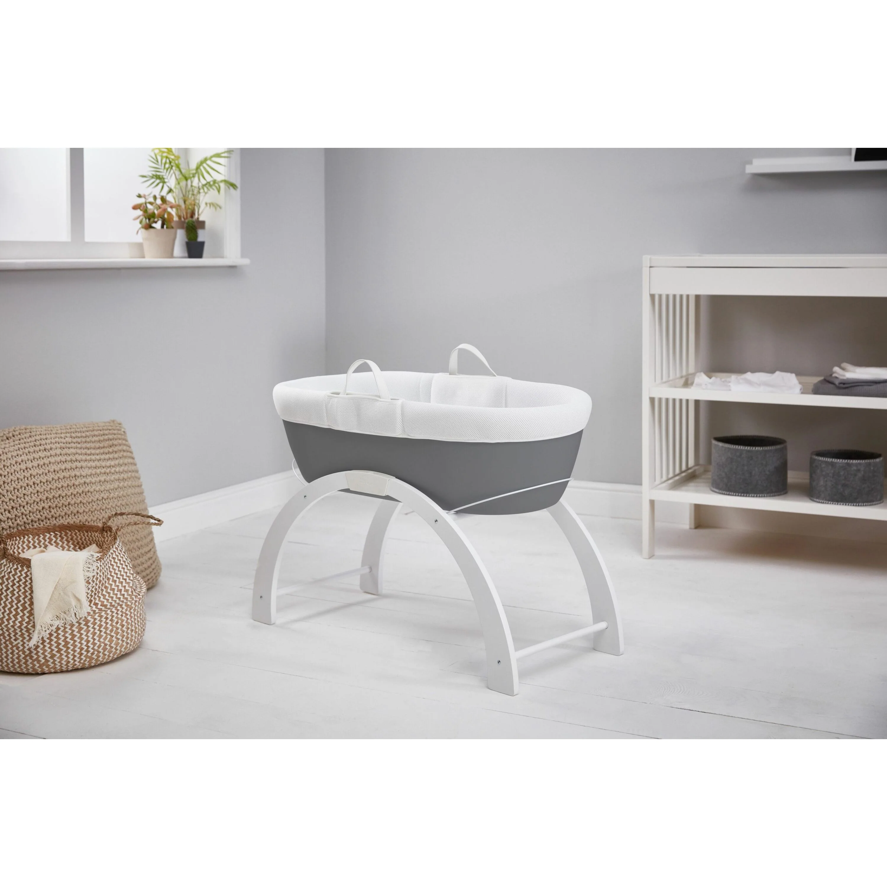Shnuggle Dreami Moses Basket - Image 5