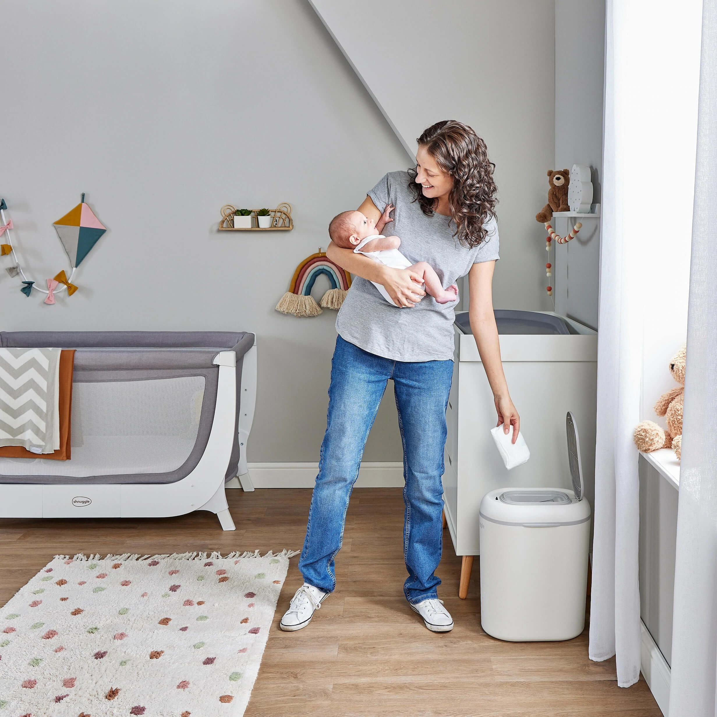 Shnuggle Eco-Touch Nappy Bin - Image 8