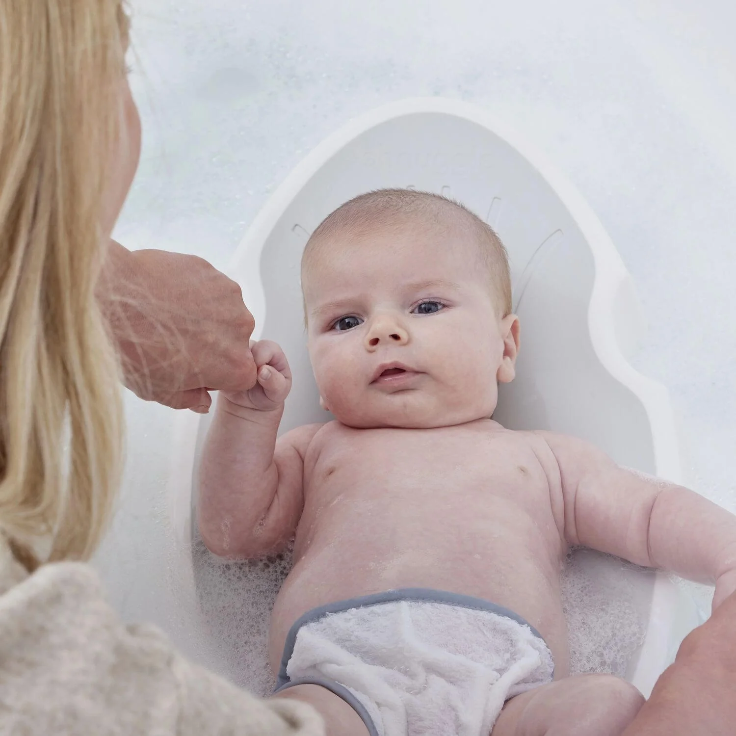 Shnuggle Newborn Baby Bath Support - Image 10