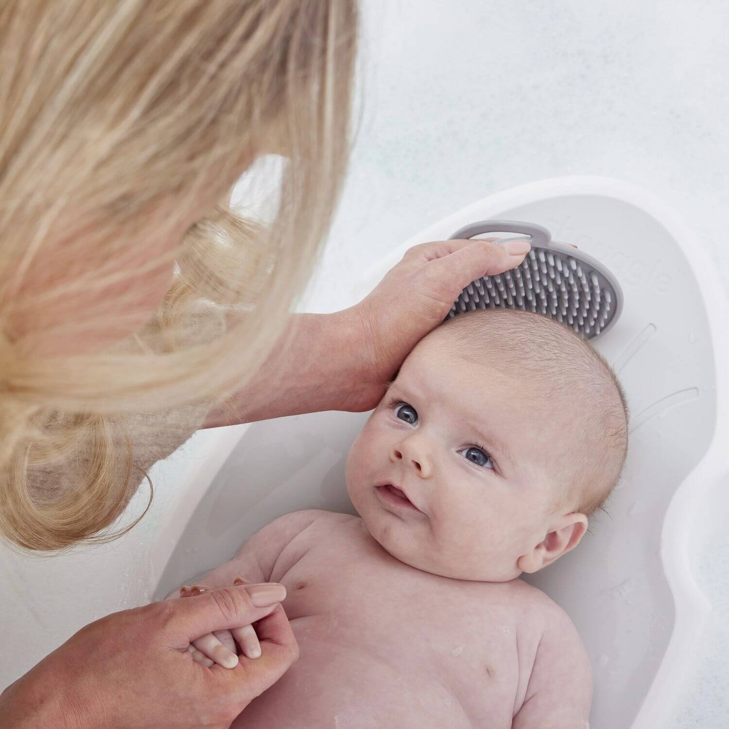 Shnuggle Newborn Baby Bath Support - Image 13