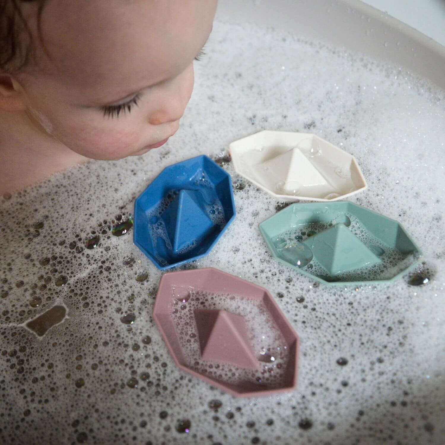 Shnuggle Stack and Sail Bath Boat Toys - Image 6