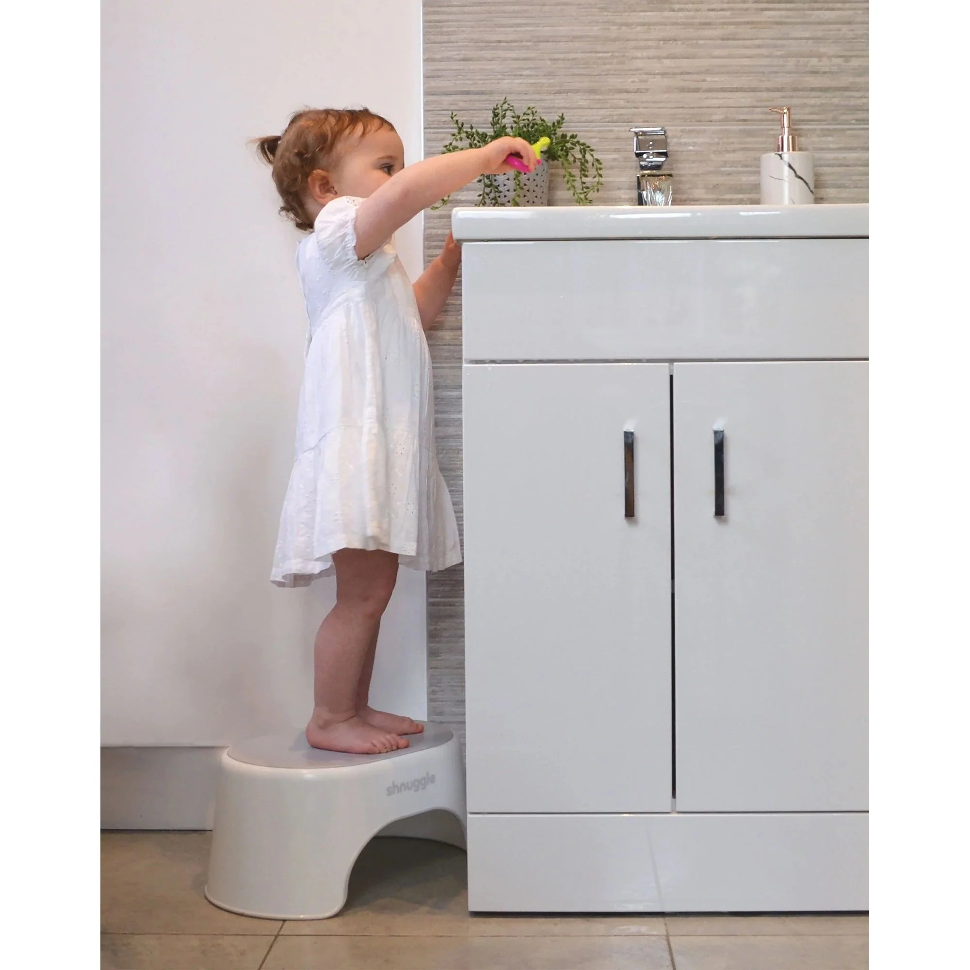 Shnuggle Step Stool - Image 5
