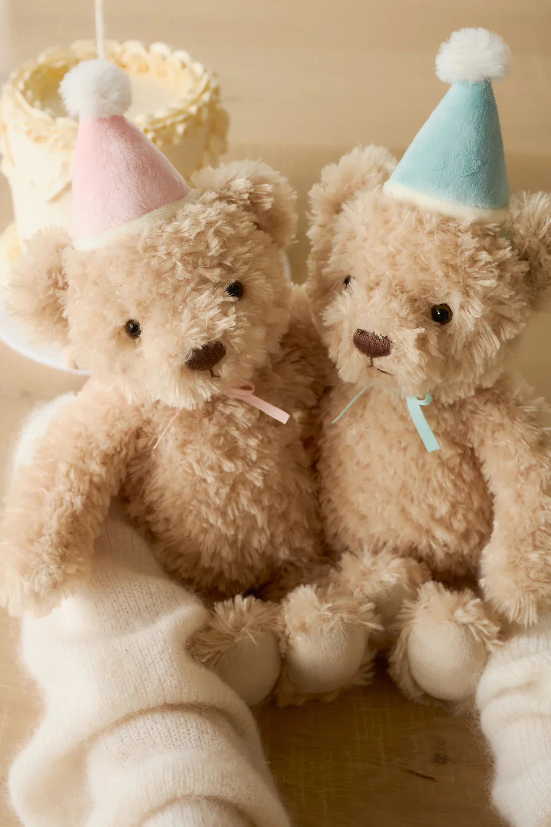 Snuggle Bunnies - Birthday Arthur - Image 7