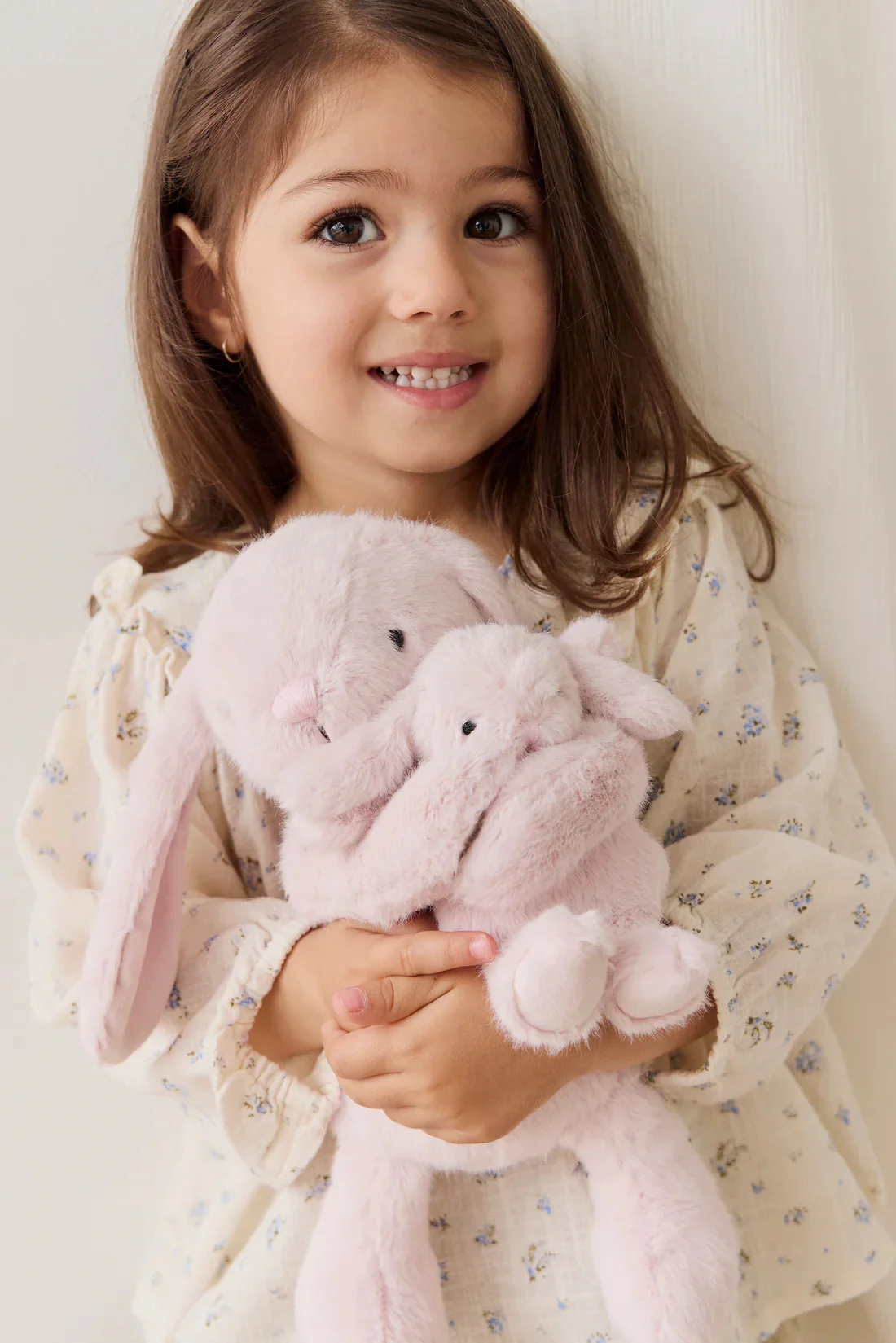 Snuggle Bunnies - Frankie the Hugging Bunny - Image 4