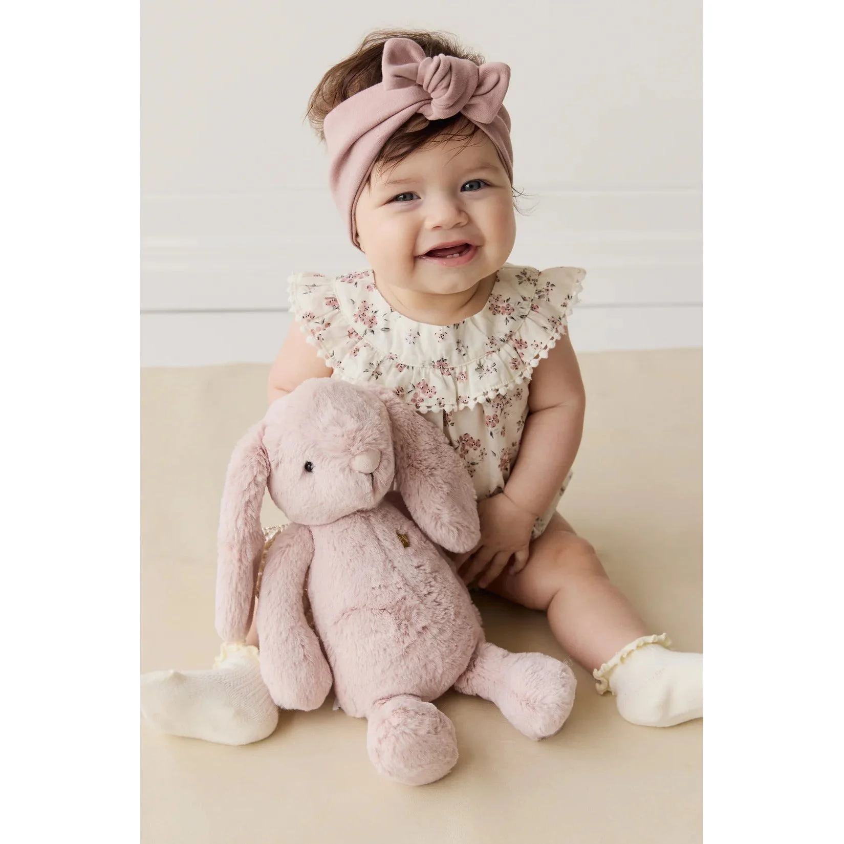 Snuggle Bunnies - Glitter Penelope - Image 4