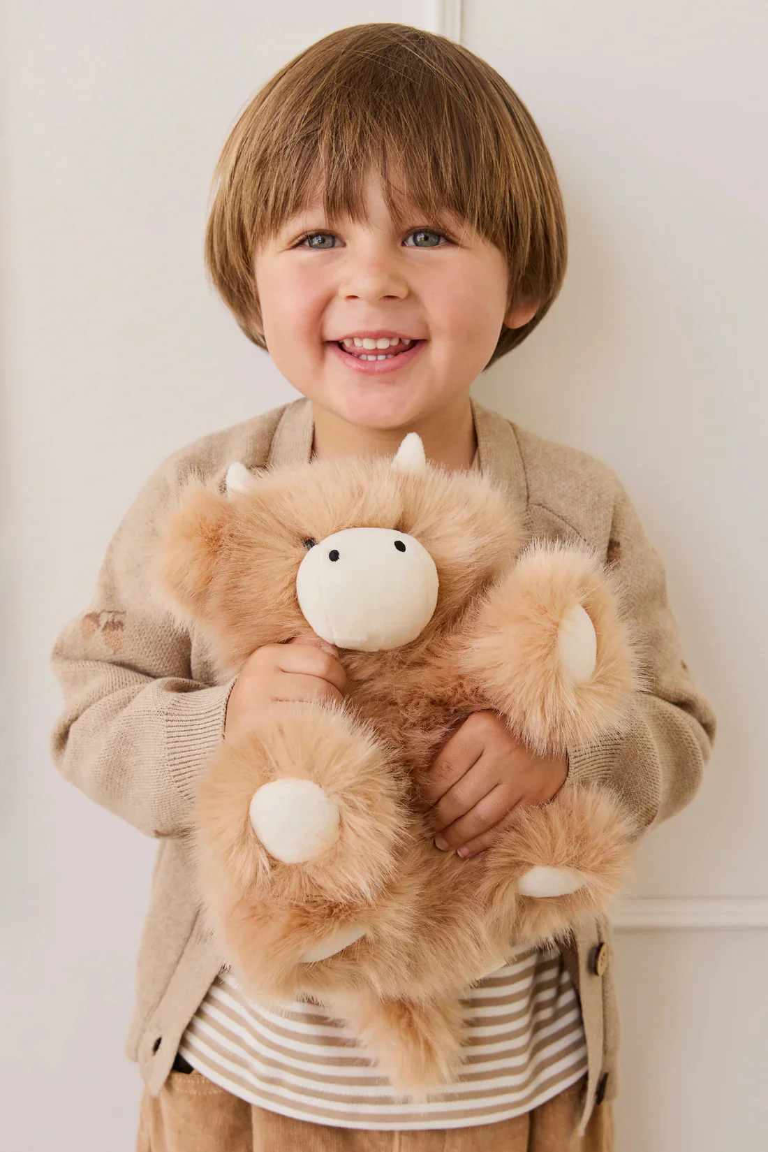Snuggle Bunnies - Hilda The Highland Cow - Caramel - Image 3