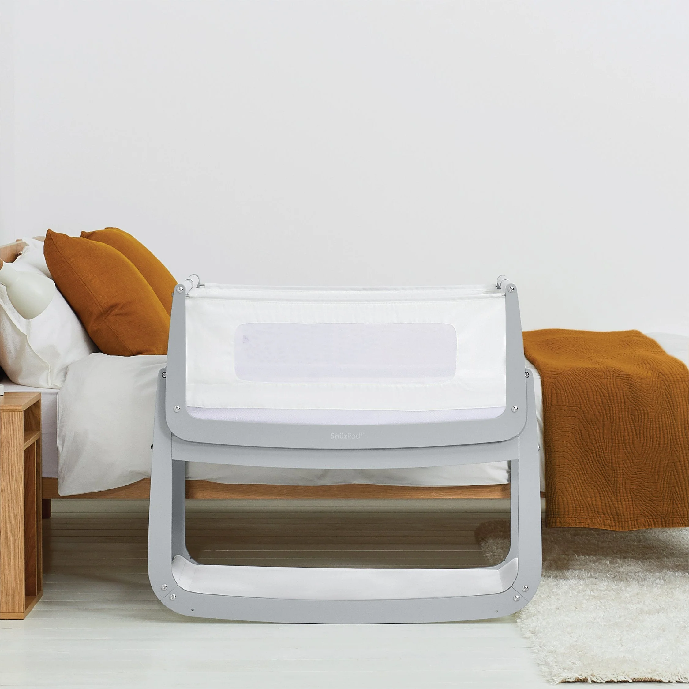 SnuzPod4 Bedside Bassinet - Image 6