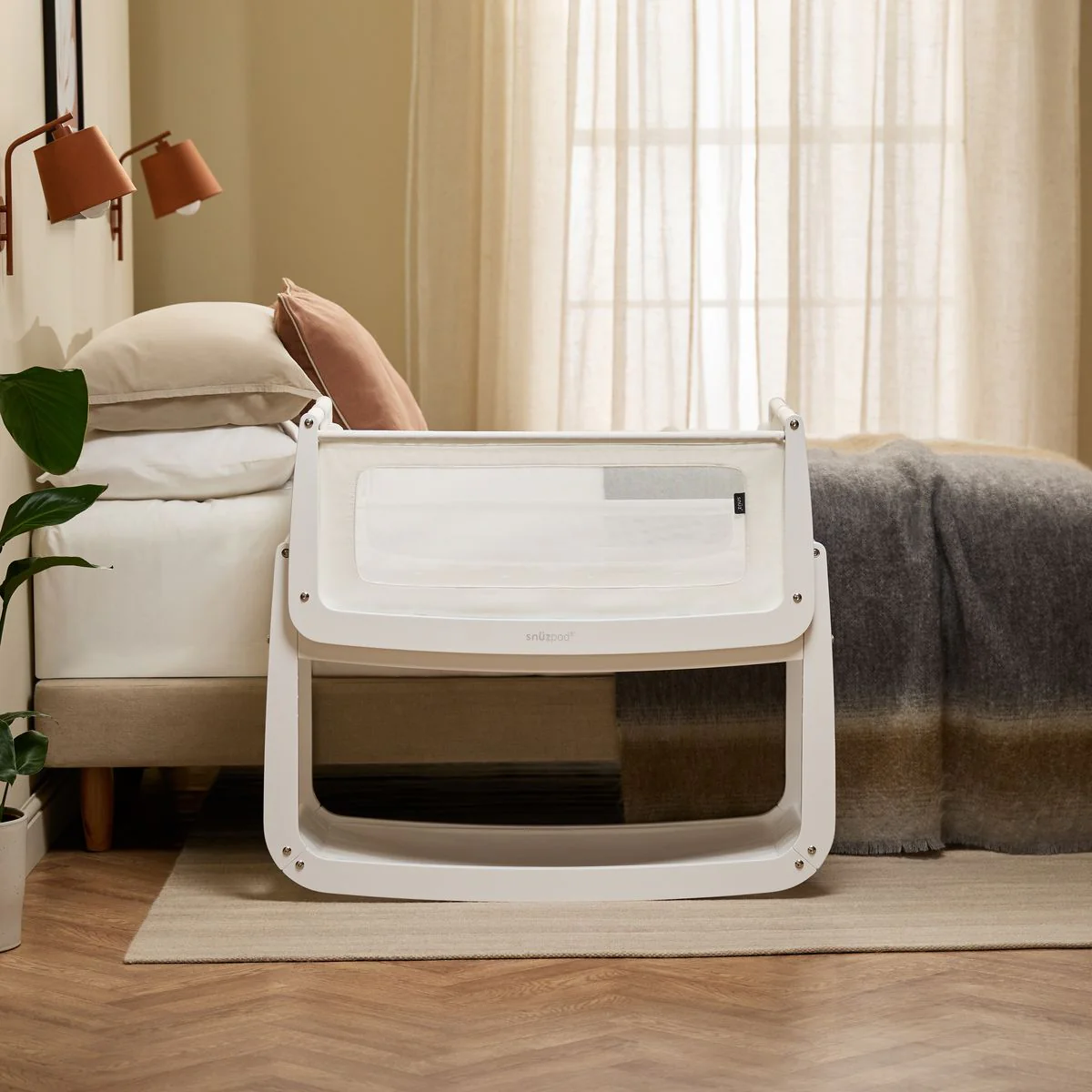 SnuzPod5 Bedside Bassinet Bundle - Image 20