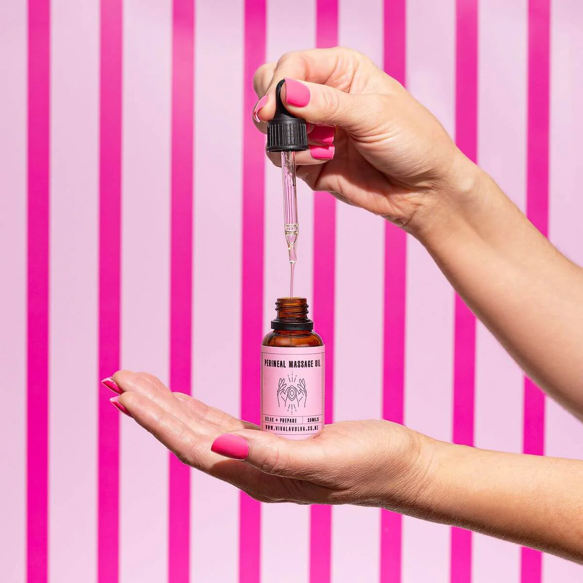 Viva La Vulva Perineal Massage Oil 30ml - Image 2