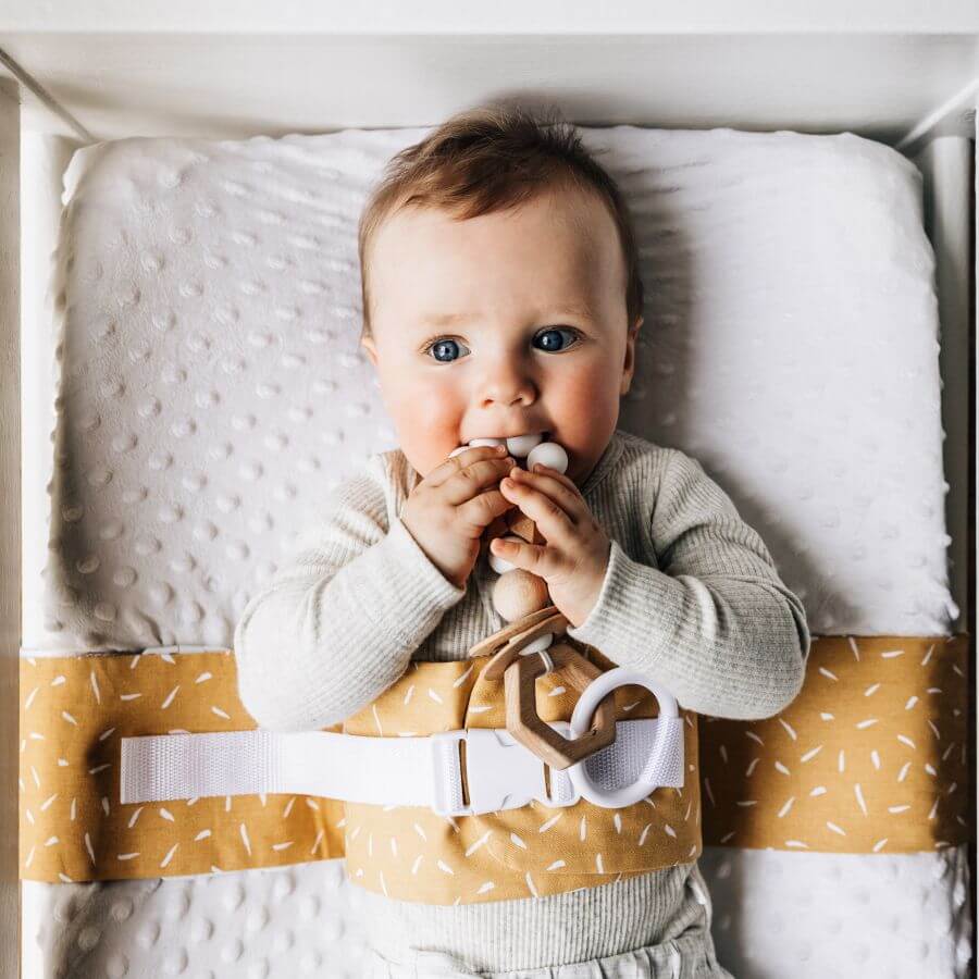 Wrigglebum Nappy Change Harness - Image 7